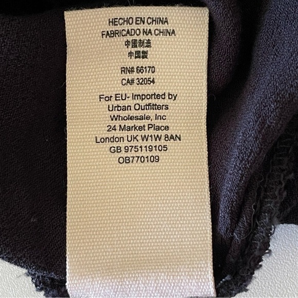 Free People Ruffle Your Feathers Deep V Flutter Sleeve Jumpsuit Black XS - Picture 13 of 13